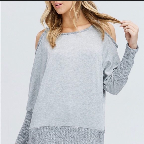 Kardine Cold Shoulder Knit Top - Picture 3 of 5